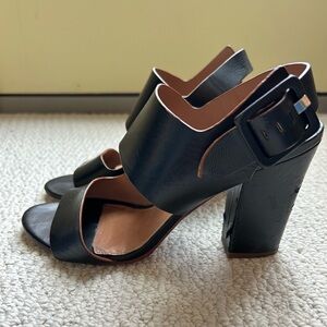 Vince Camuto Vi Damita Black Leather Heel Sandals Buckle Size 9.5